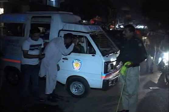 Karachi: 13 including education director killed