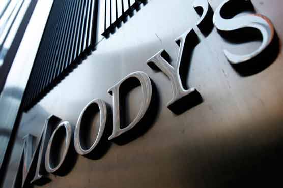 Moody's holds Spains low rating unchanged