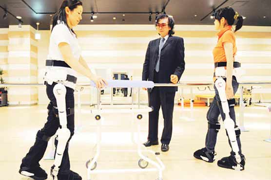 Japan robot suit offers hope for nuclear work