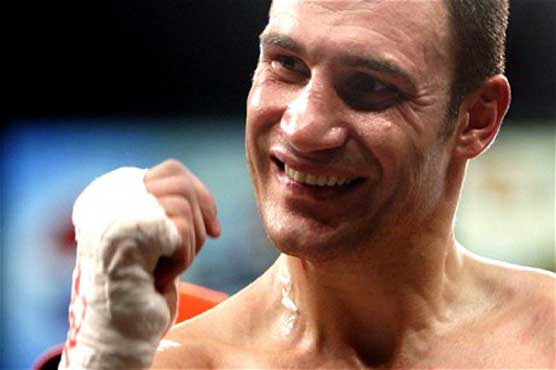 Boxer Klitschko brings start power to Ukraine vote 