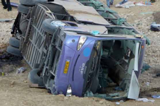 Bus overturns in southwest Iran, 21 dead 