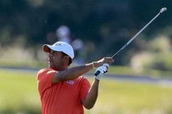 Atwal seizes McGladrey lead, Love in hunt
