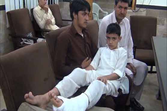 Mardan: Teacher fractures student's leg 