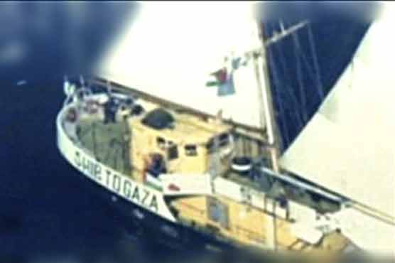 Somali pirates free ship after 2 years