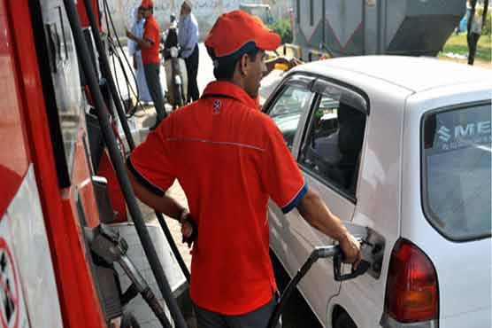 OGRA proposes Rs 2.32 per litre cut in petrol price 