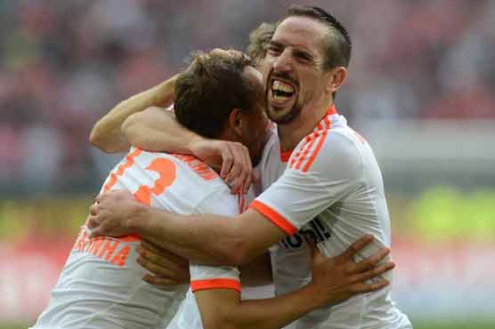 German police arrest 200 in football violence