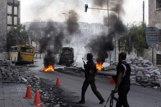 Officials say 4 killed in airstrike in east Yemen