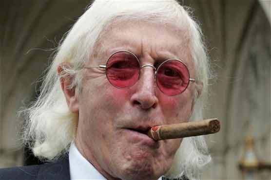 Top BBC editor steps aside during probe about Savile 