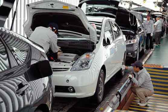 Toyota cuts production target by 10m vehicles