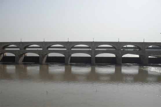 Khairpur: Woman along with four kids commit suicide