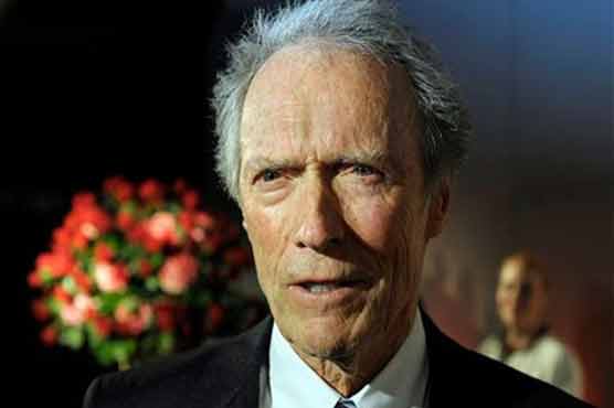 Clint Eastwood stars in Romneys TV add 