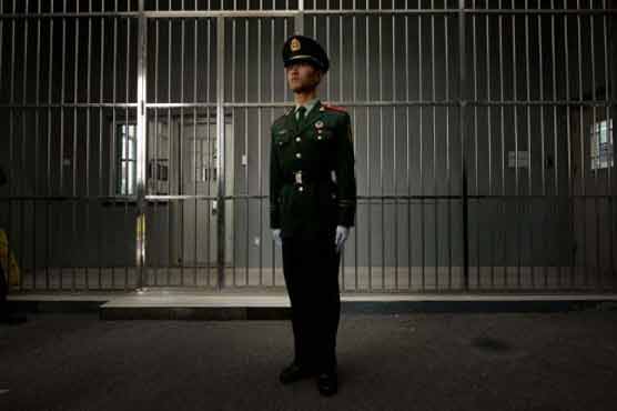 China gives journalists rare access to prison 