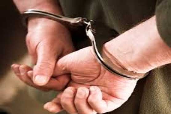 12 arrested over theft of 1,400 Samsung phones