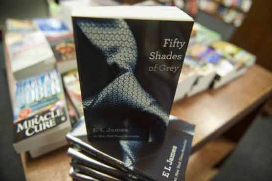 Fifty Shades of Grey hits Japanese bookstalls 