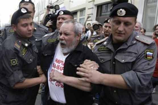 Moscow rally demands release of opposition activists 