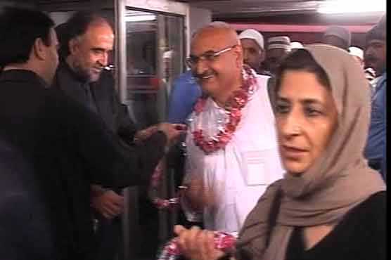 First PIA Hajj flight reaches Islamabad