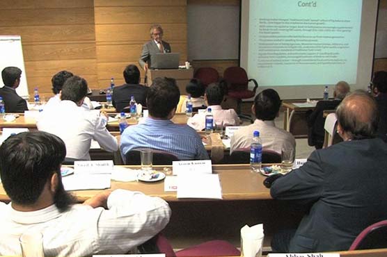 Workshop on financial crisis management at IBA
