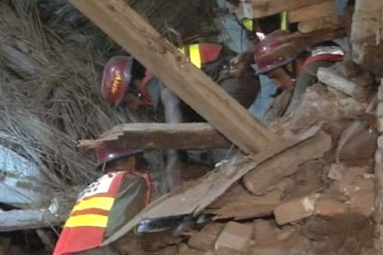 Five of a family killed in Peshawar roof collapse