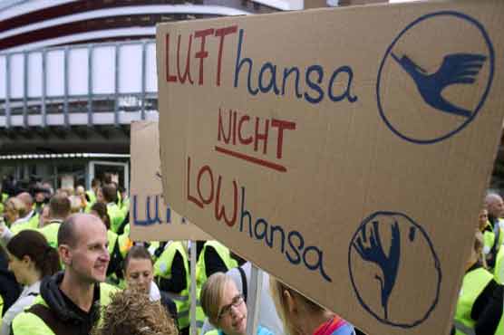 Lufthansa flight attendants strike at 3 airports