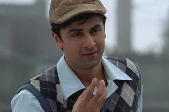 Whos making Ranbir dance? 