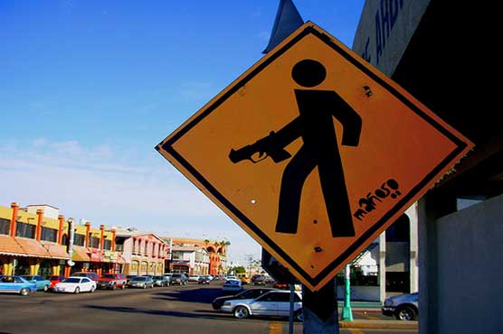 Tweets of false shootouts cause panic in Mexico