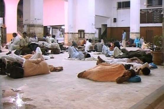 Lahore: Karachi-bound train cancelled after 14-hour delay 