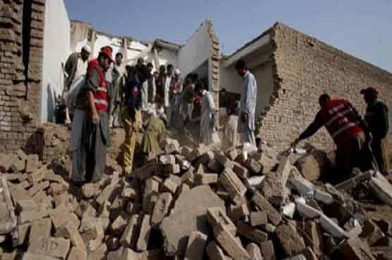Militants blow up two schools in KP