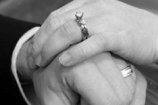 Women weds three men for money