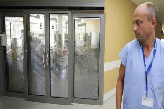 Czech police raids bars after bootleg poisoning 