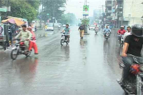 Rains in Lahore, Faisalabad inundate low-lying areas