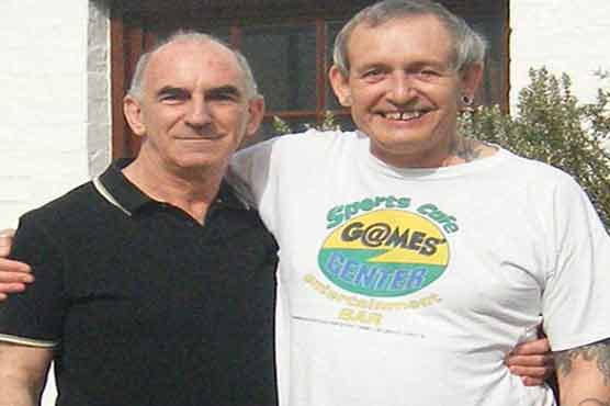 Gay couple sues B&B owner after being refused a room 