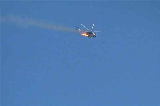 Syrian rebels shoot down army copter 