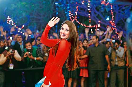  Heroine is bewildering, beguiling and beautiful