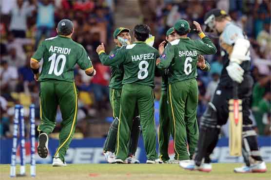 Pakistan beat New Zealand by 13 runs in World T20