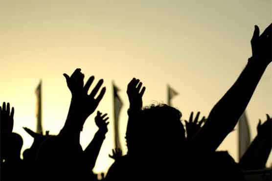  Christians protest against torching of church 
