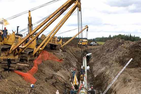  India bids to acquire Canadian oil assets