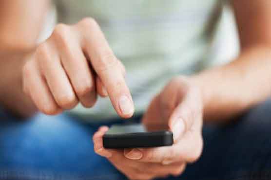 Will mobile kill online advertising? 