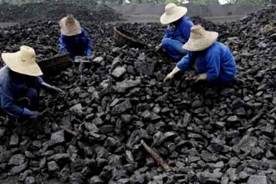 20 Chinese coal miners die after carriages crash 