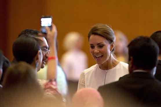 Editor sent death threats over Kates snaps