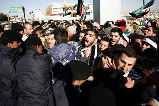 Refugees from Syria clash with Jordanian police