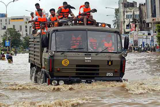 Military joins flood rescue operation in India