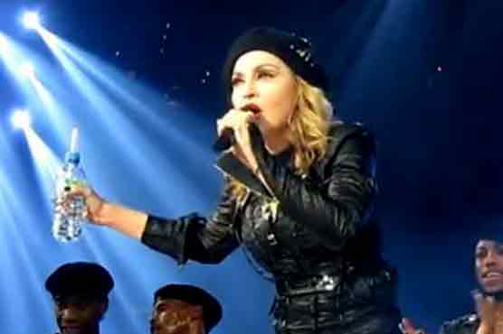 Madonna gives explanation for her Obama comments  