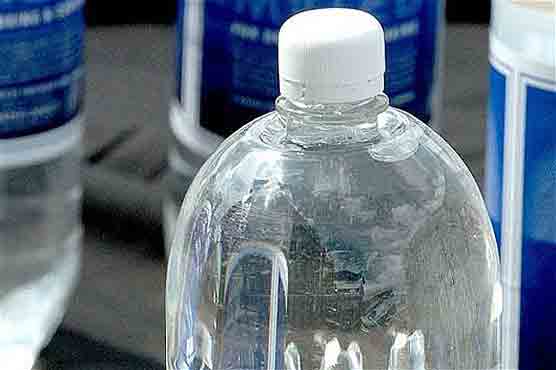  ICC changes water at T20 after reported illness