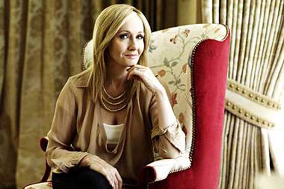 Rowling leaves door ajar to return to Potter 'world'