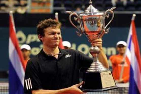 Simon, Tomic pass difficult tests for Bangkok win