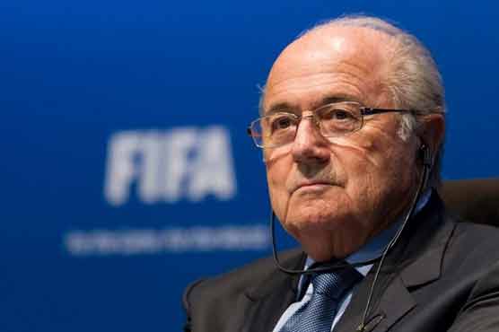 Blatter tells FIFA advisers to curb criticism