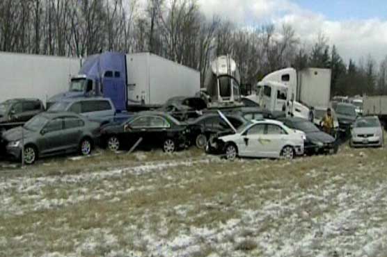 3 killed in 75-vehicle pileup in US