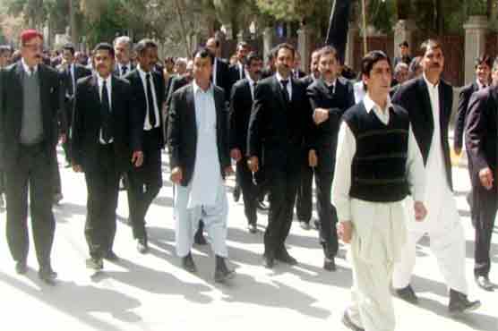 Lawyers boycott courts over AG Balochistan' abduction 
