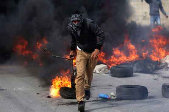  Thousands join funeral of prisoner died in Israeli jail