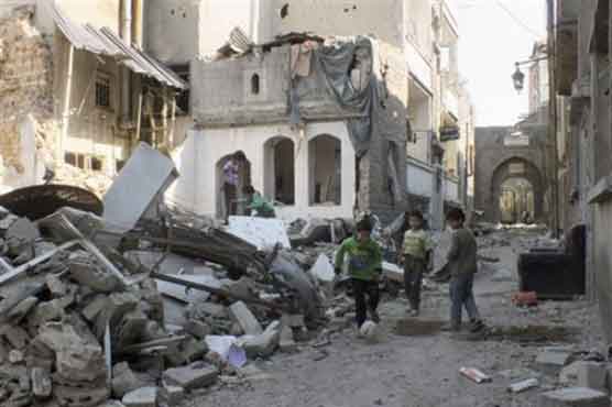 Syrian children turn streets into playgrounds